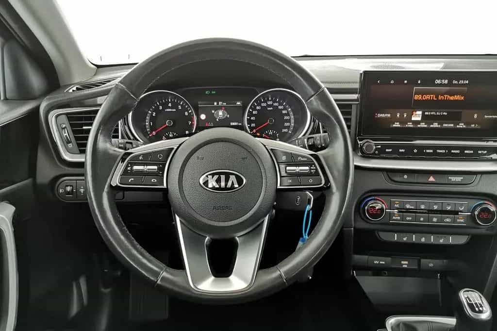 Kia XCeed 1.4 T-GDI JBL Sound Edition LED+NAVI+SHZ+ 08/2020-photo-12