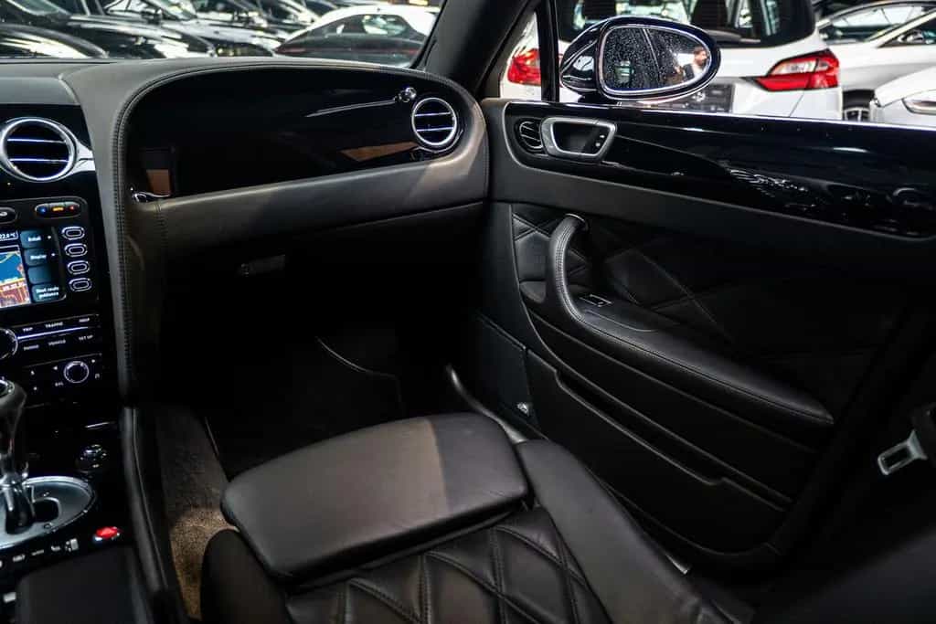 Bentley Continental Flying Spur 6.0 W12 Speed Leer Navi 04/2010-photo-22