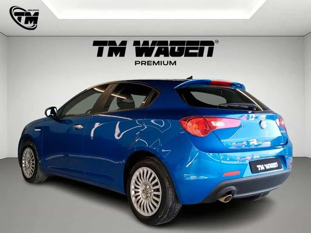 Alfa Romeo Giulietta 1.6 JTDm 120 CV - NEOPATENT 05/2018-photo-3