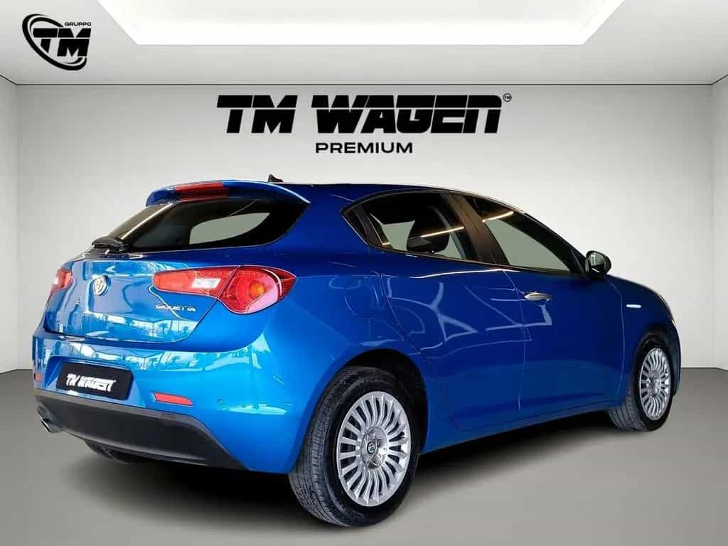 Alfa Romeo Giulietta 1.6 JTDm 120 CV - NEOPATENT 05/2018-photo-5