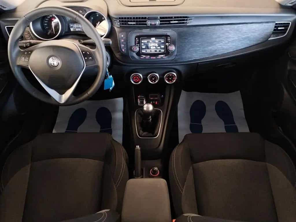 Alfa Romeo Giulietta 1.6 JTDm 120 CV - NEOPATENT 05/2018-photo-6