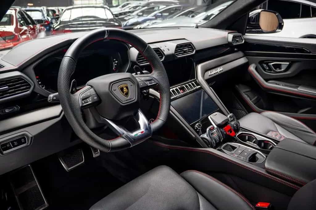 Lamborghini Urus 4.0 V8 HUD Leder Ceramic B&O 360° Massage A 05/2022-photo-11