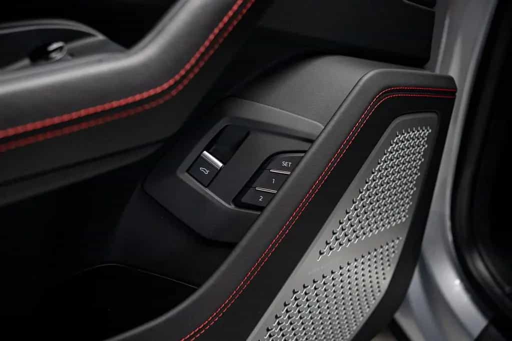 Lamborghini Urus 4.0 V8 HUD Leder Ceramic B&O 360° Massage A 05/2022-photo-21