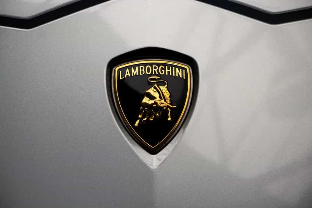 Lamborghini Urus 4.0 V8 HUD Leder Ceramic B&O 360° Massage A 05/2022-photo-6