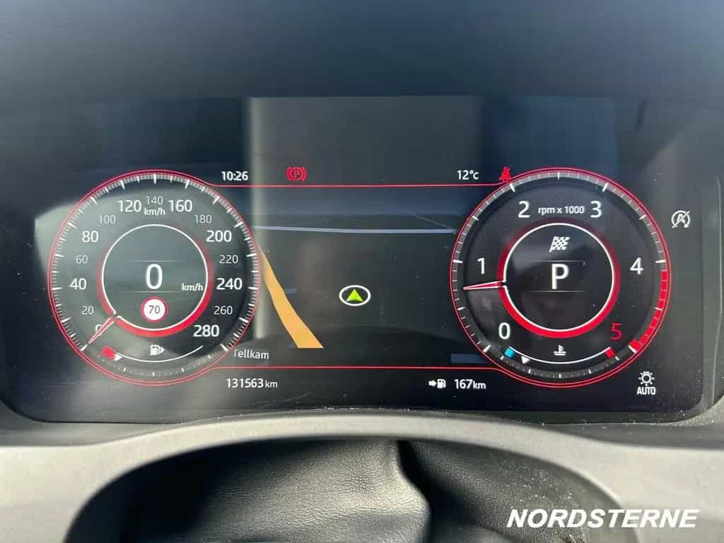 Jaguar XE D180 R-Dynamic S AWD LED+KAMERA+ACC+LEDER 07/2019-photo-11
