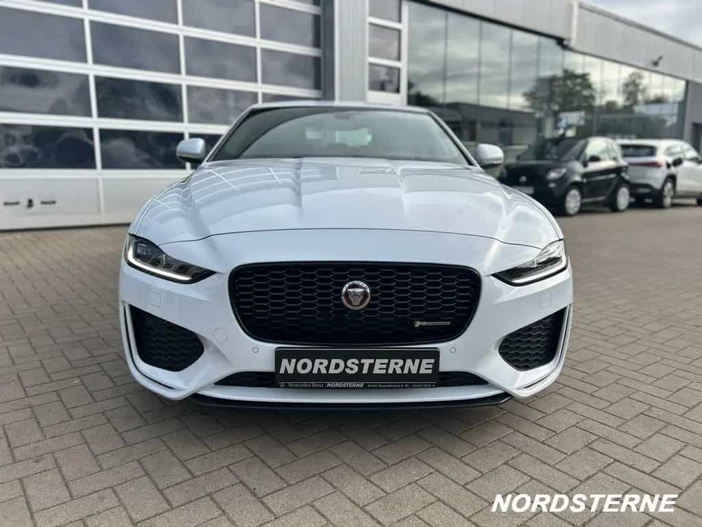 Jaguar XE D180 R-Dynamic S AWD LED+KAMERA+ACC+LEDER 07/2019-photo-17