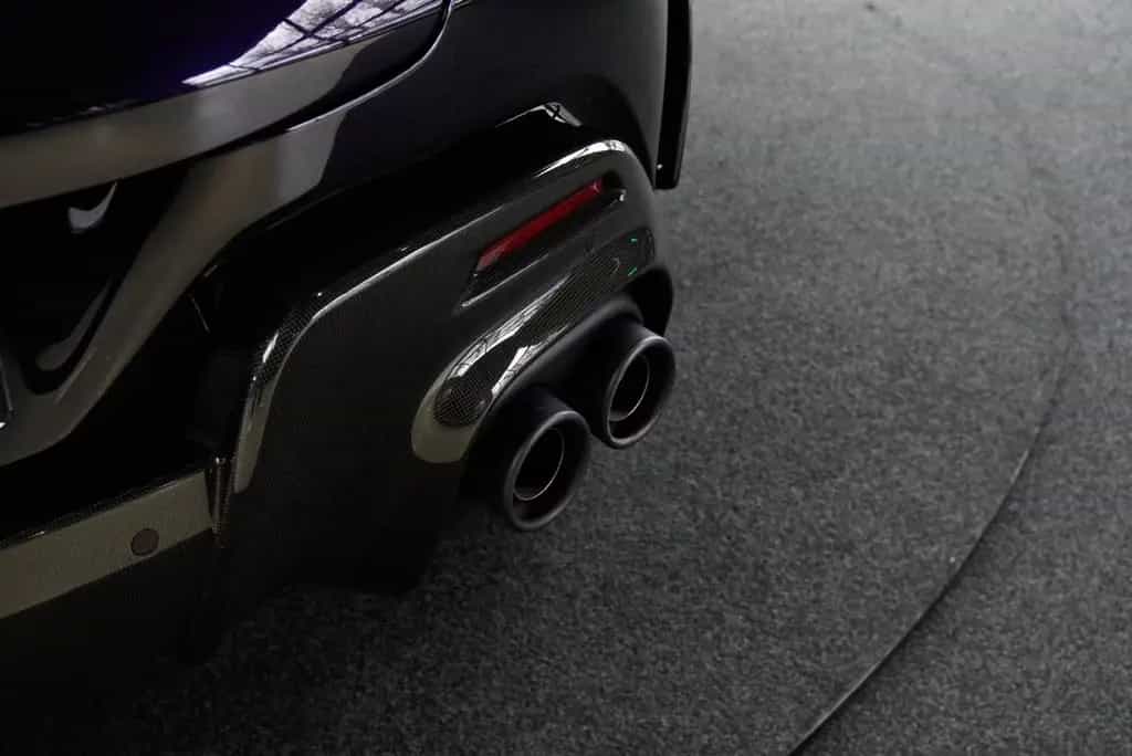 Ferrari Purosangue 6.5 V12 Carbon Burmester Atelier Mass 06/2024-photo-14