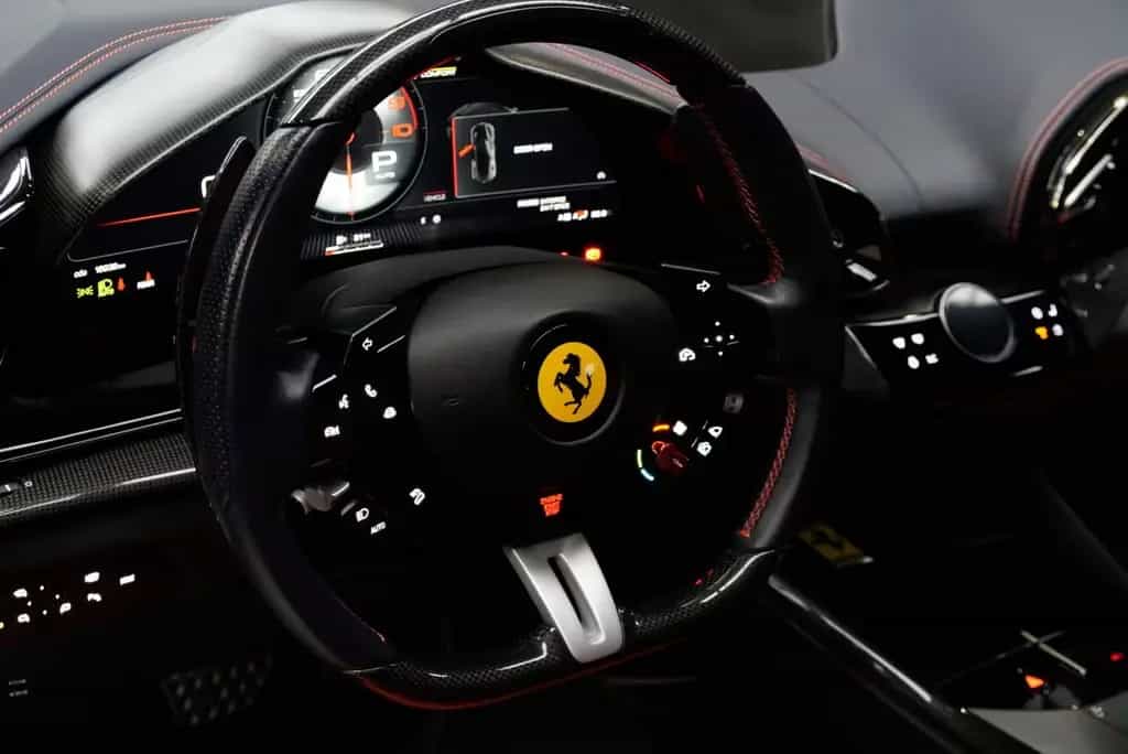 Ferrari Purosangue 6.5 V12 Carbon Burmester Atelier Mass 06/2024-photo-21
