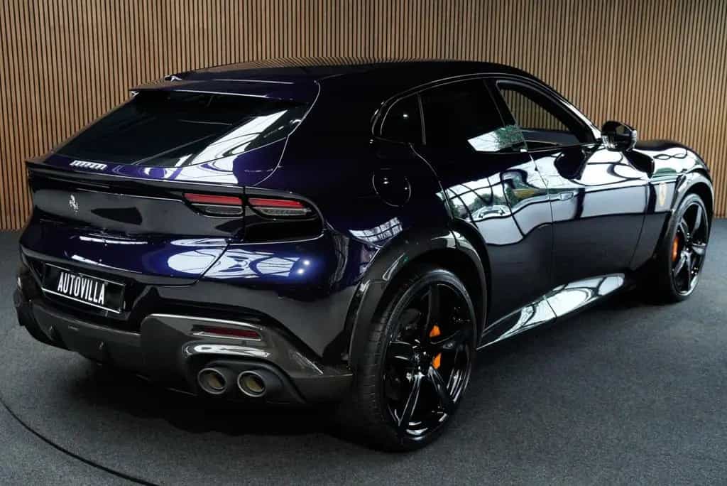 Ferrari Purosangue 6.5 V12 Carbon Burmester Atelier Mass 06/2024-photo-4