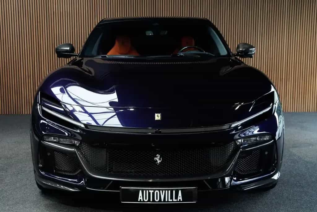 Ferrari Purosangue 6.5 V12 Carbon Burmester Atelier Mass 06/2024-photo-7