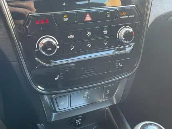 Ssangyong Tivoli 1,5 T-GDI Turbo 2WD MT Quartz Nav Shz Tma 03/2021-photo-11