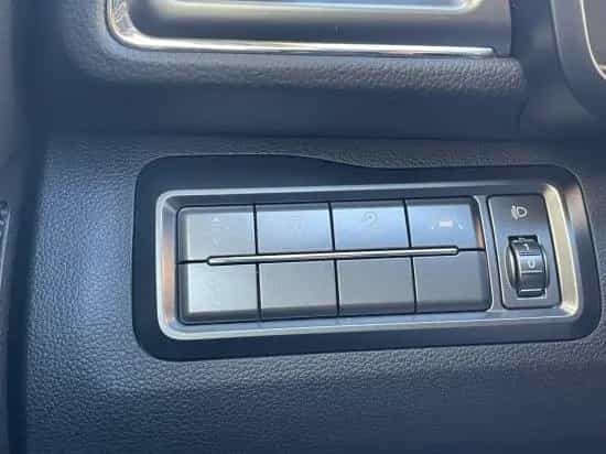 Ssangyong Tivoli 1,5 T-GDI Turbo 2WD MT Quartz Nav Shz Tma 03/2021-photo-17