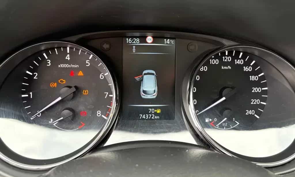 Nissan Qashqai 1.2 N-Connecta - PANO-Navi-18´ 03/2017-photo-15