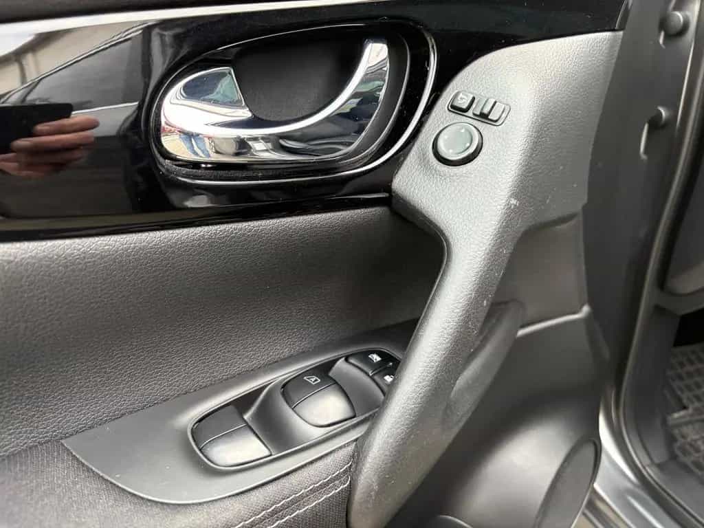 Nissan Qashqai 1.2 N-Connecta - PANO-Navi-18´ 03/2017-photo-21
