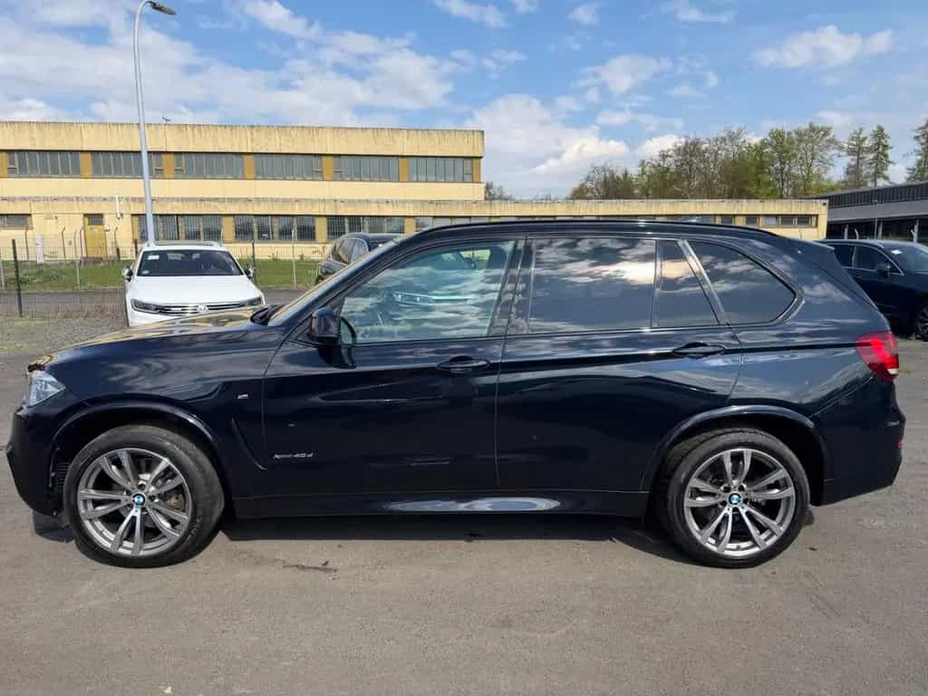 BMW X5 xDrive 40d M Sport Pano Kamera Head Up AHK 09/2018-photo-7