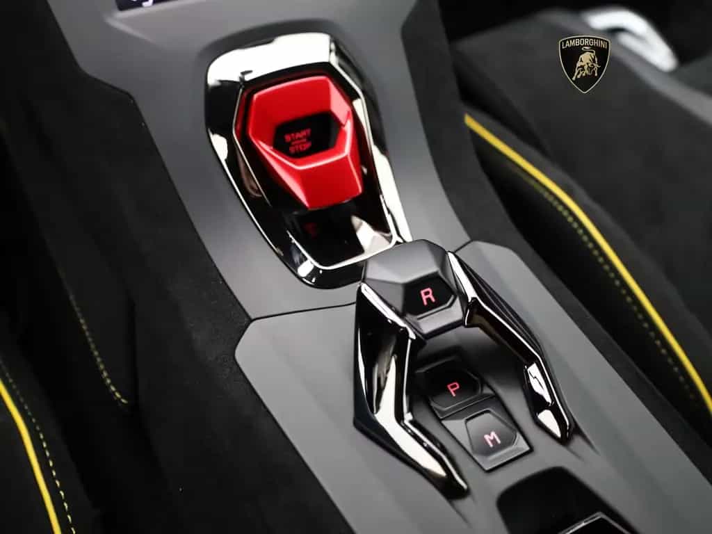 Lamborghini Huracán STO I Lamborghini Hamburg I CARBON I 11/2023-photo-10