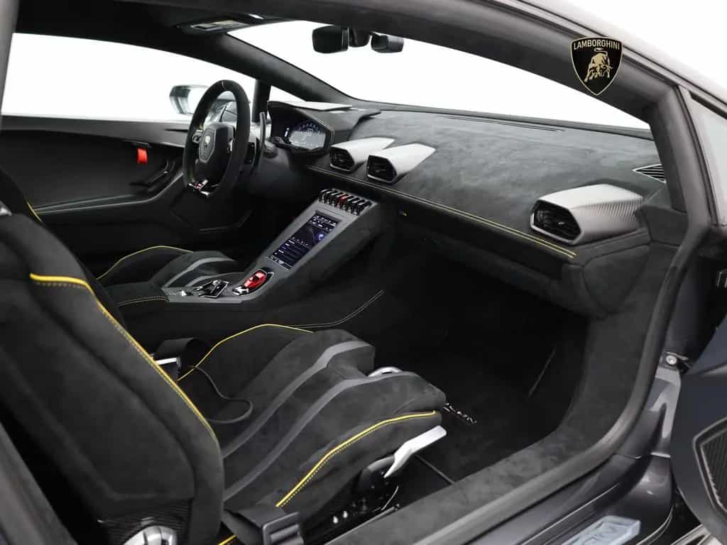 Lamborghini Huracán STO I Lamborghini Hamburg I CARBON I 11/2023-photo-8