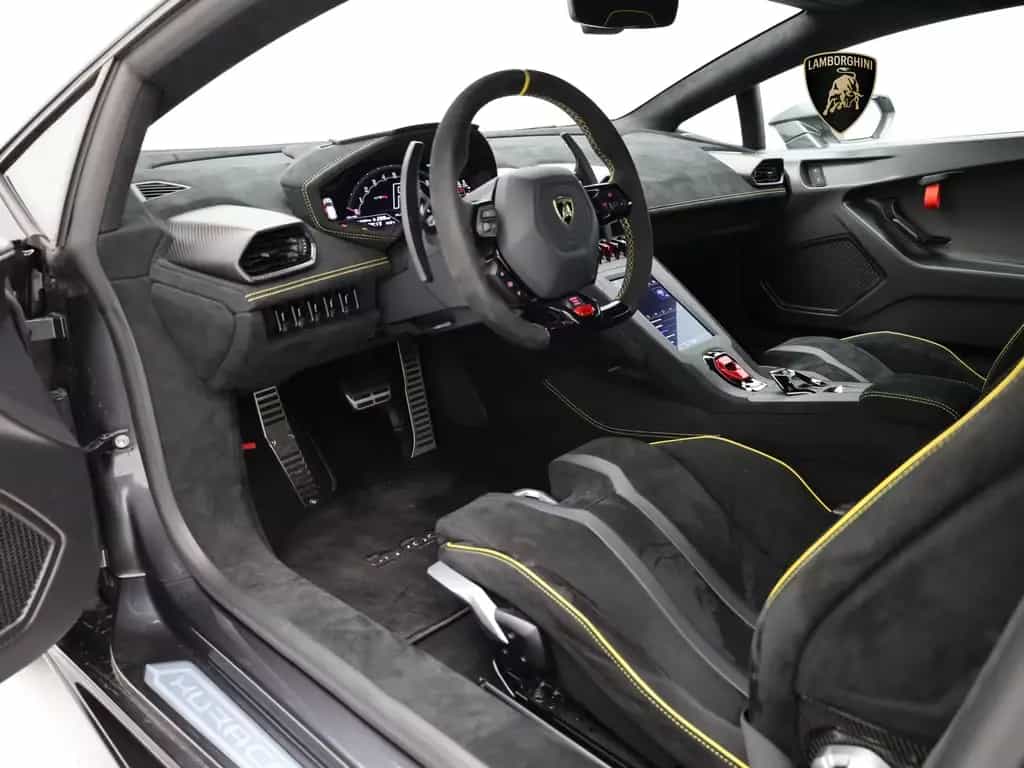 Lamborghini Huracán STO I Lamborghini Hamburg I CARBON I 11/2023-photo-9