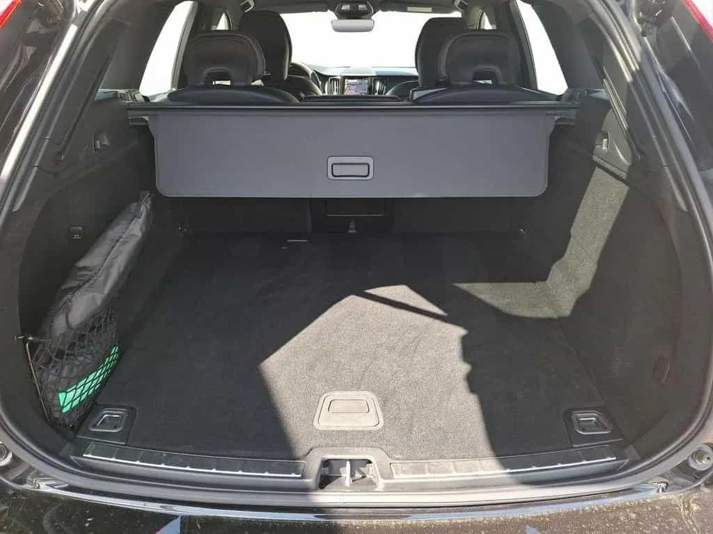 Volvo XC60 B5 AWD Diesel, Ultimate, 21"LM HUD Pano Kam 12/2022-photo-20