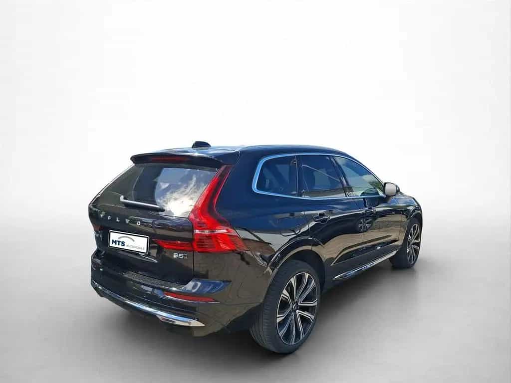 Volvo XC60 B5 AWD Diesel, Ultimate, 21"LM HUD Pano Kam 12/2022-photo-5