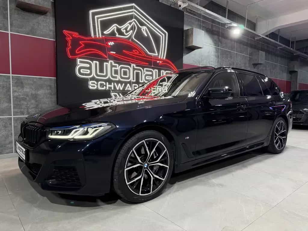 BMW 5 Series 530 d xDrive M Sport *PANO*H&K*DAKOTA*MEMORY* 03/2022-photo-1