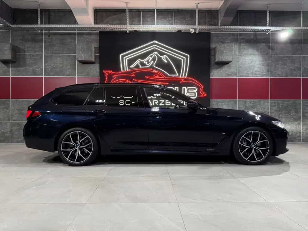 BMW 5 Series 530 d xDrive M Sport *PANO*H&K*DAKOTA*MEMORY* 03/2022-photo-17