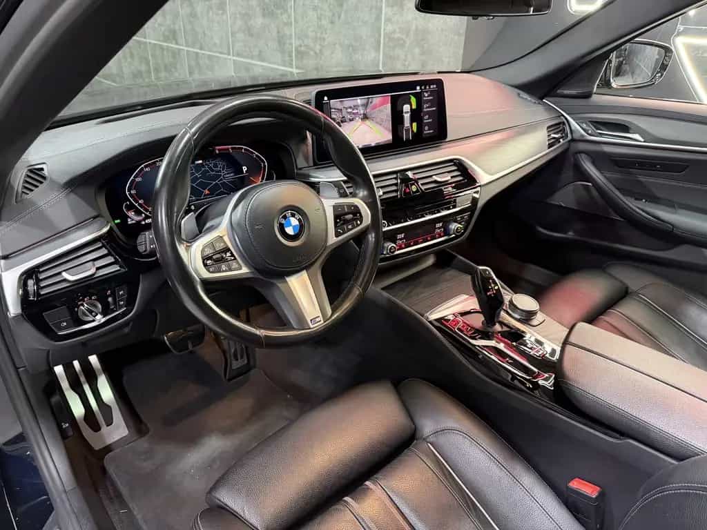 BMW 5 Series 530 d xDrive M Sport *PANO*H&K*DAKOTA*MEMORY* 03/2022-photo-7