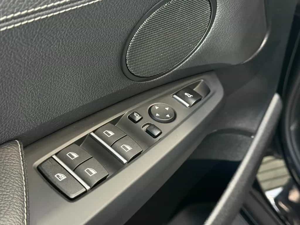 BMW X3 XDRIVE 20 D XLINE *HU/AU*SHZ*NAVI*TEMPO 01/2017-photo-40