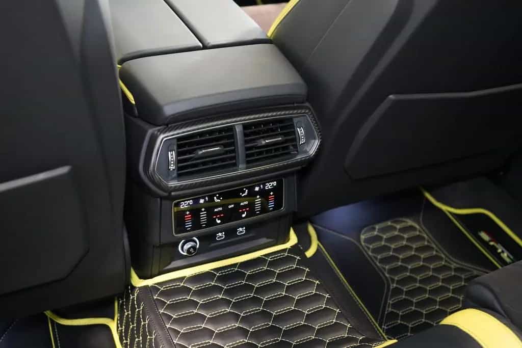 Lamborghini Urus GRAPHITE CAPSULE*PANO*CARBON*HUD*206612€NET 01/2023-photo-16