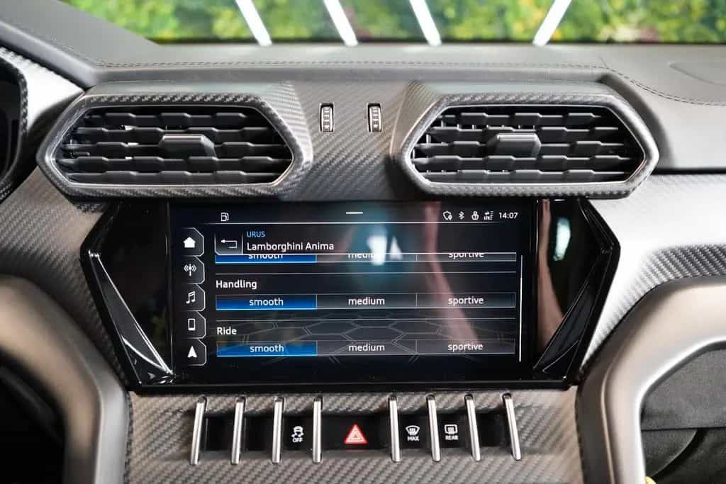 Lamborghini Urus GRAPHITE CAPSULE*PANO*CARBON*HUD*206612€NET 01/2023-photo-31
