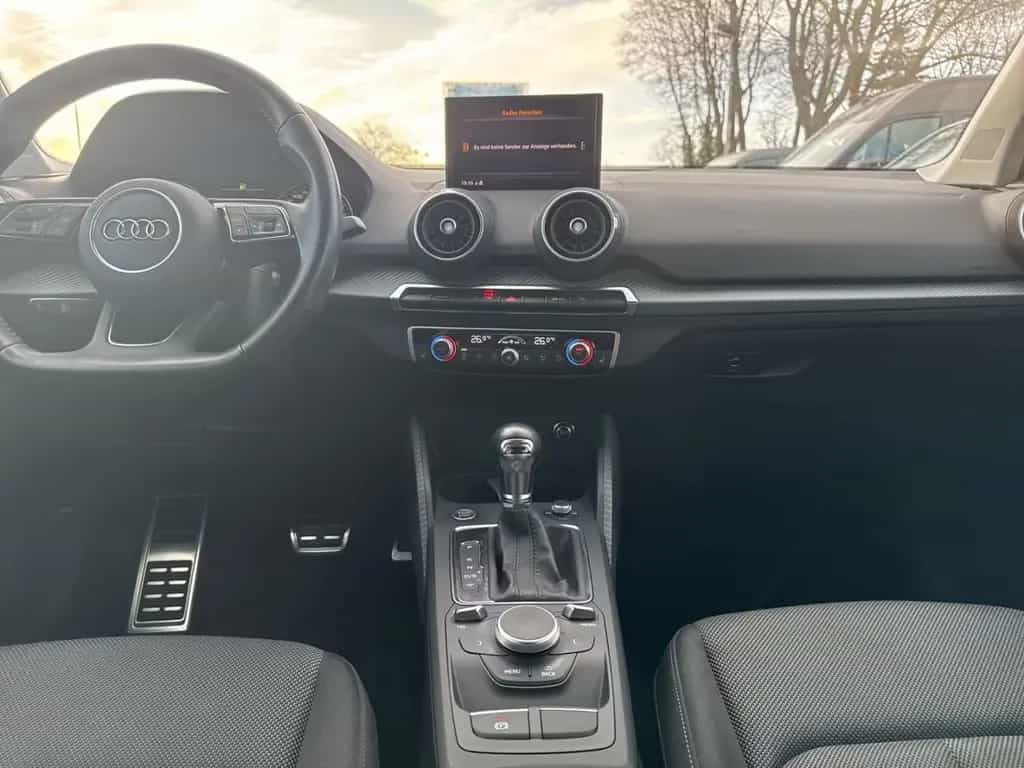 Audi Q2 35 TFSI S-tronic sport StandHZG Navi Digitale 10/2020-photo-12