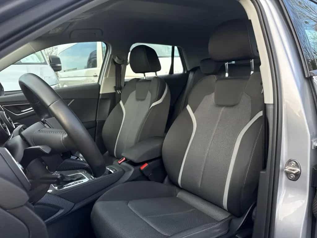Audi Q2 35 TFSI S-tronic sport StandHZG Navi Digitale 10/2020-photo-17
