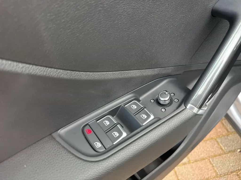 Audi Q2 35 TFSI S-tronic sport StandHZG Navi Digitale 10/2020-photo-22