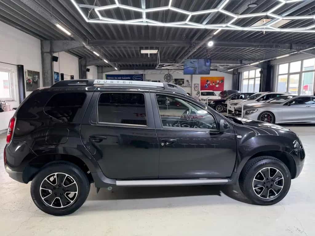 Dacia Duster I Black Shadow 4x2 Kamera Tempomat Klima 08/2017-photo-4