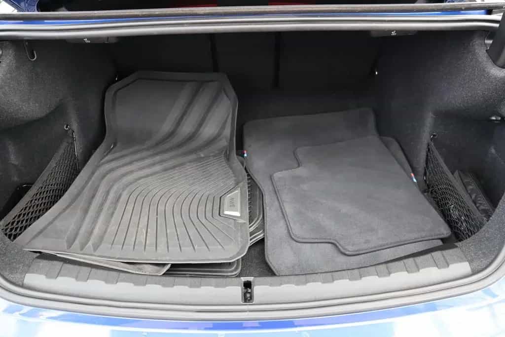 BMW 3 Series 320i Limousine aut. / M SPORT + NAVI + LED + LMR 08/2019-photo-13
