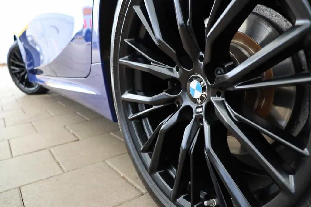 BMW 3 Series 320i Limousine aut. / M SPORT + NAVI + LED + LMR 08/2019-photo-14