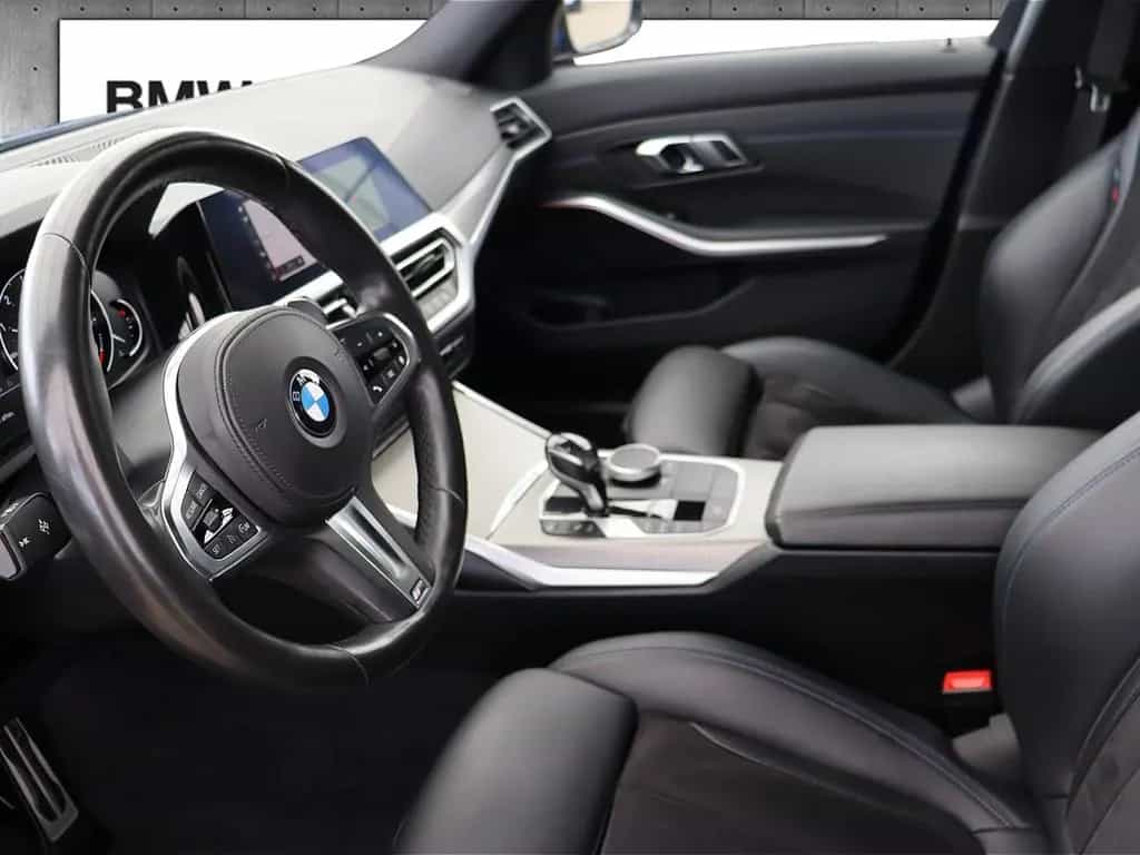 BMW 3 Series 320i Limousine aut. / M SPORT + NAVI + LED + LMR 08/2019-photo-3