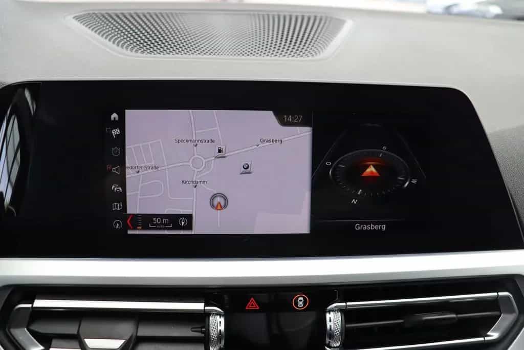 BMW 3 Series 320i Limousine aut. / M SPORT + NAVI + LED + LMR 08/2019-photo-7