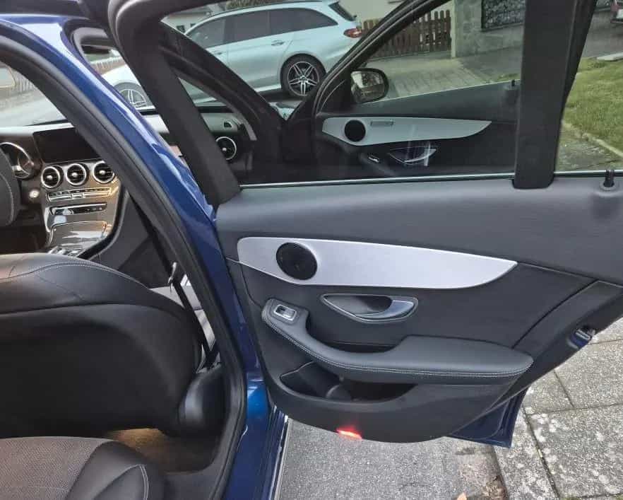 Mercedes-Benz C-Class 220 d 4MATIC T-Modell Pano AHK Garantie 2028 02/2020-photo-19