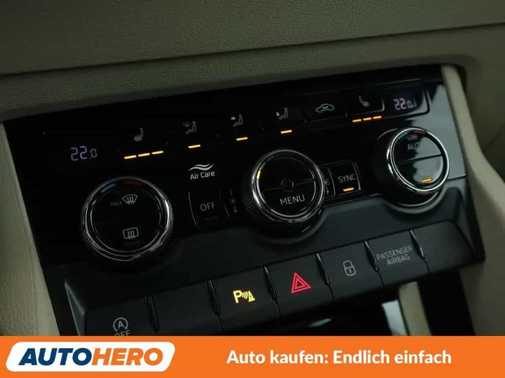 Skoda Karoq 1.0 TSI Style Aut.*NAVI*PDC*SHZ*TEMPO* 05/2018-photo-22