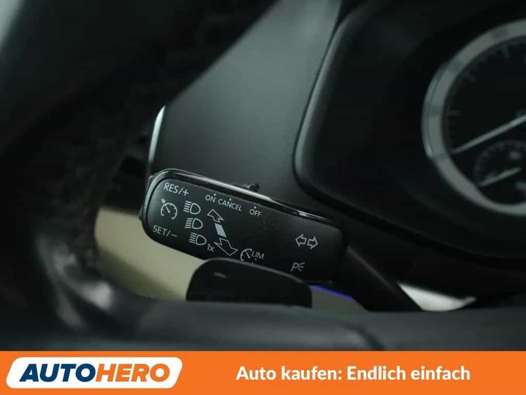 Skoda Karoq 1.0 TSI Style Aut.*NAVI*PDC*SHZ*TEMPO* 05/2018-photo-27