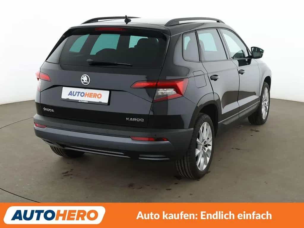 Skoda Karoq 1.0 TSI Style Aut.*NAVI*PDC*SHZ*TEMPO* 05/2018-photo-5