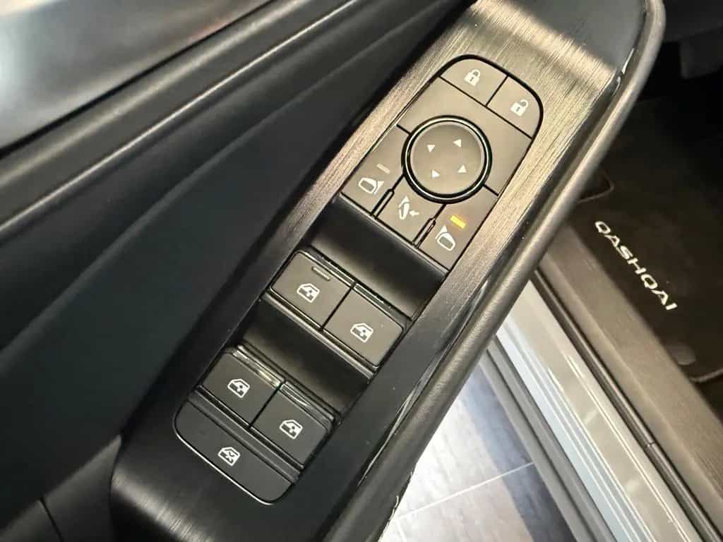 Nissan Qashqai Acenta 360° Kamera Navi, Winterpaket. 03/2023-photo-27