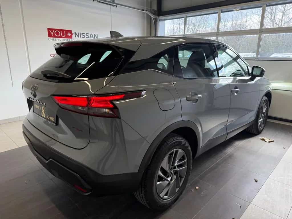 Nissan Qashqai Acenta 360° Kamera Navi, Winterpaket. 03/2023-photo-3