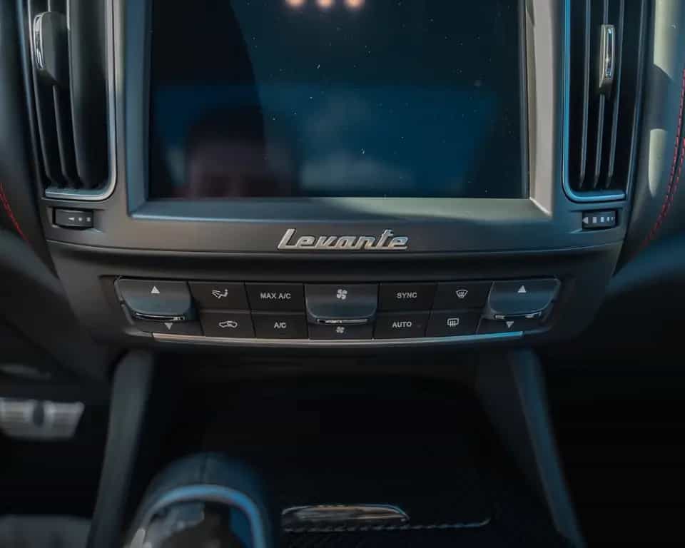 Maserati Levante Modena S 04/2017-photo-15