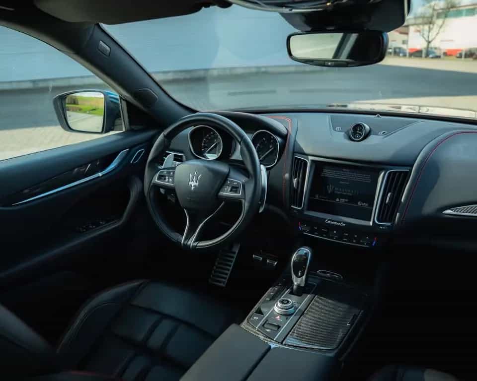 Maserati Levante Modena S 04/2017-photo-37