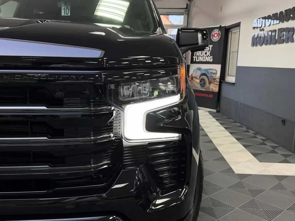Chevrolet Silverado High Country Midnight Edition MY 25 6. null-photo-3