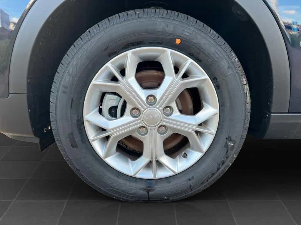 KGM Tivoli Nomad MT 2WD null-photo-18