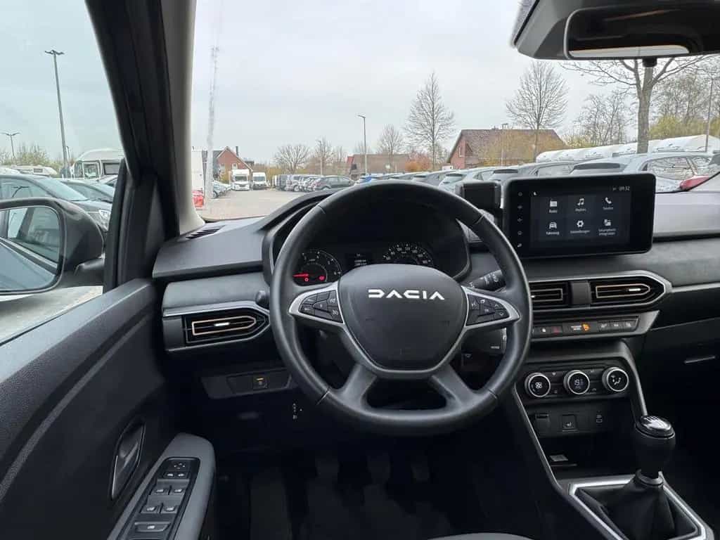 Dacia Jogger Extreme TCe 110 | 7 Sitze | KLIMA 12/2024-photo-15