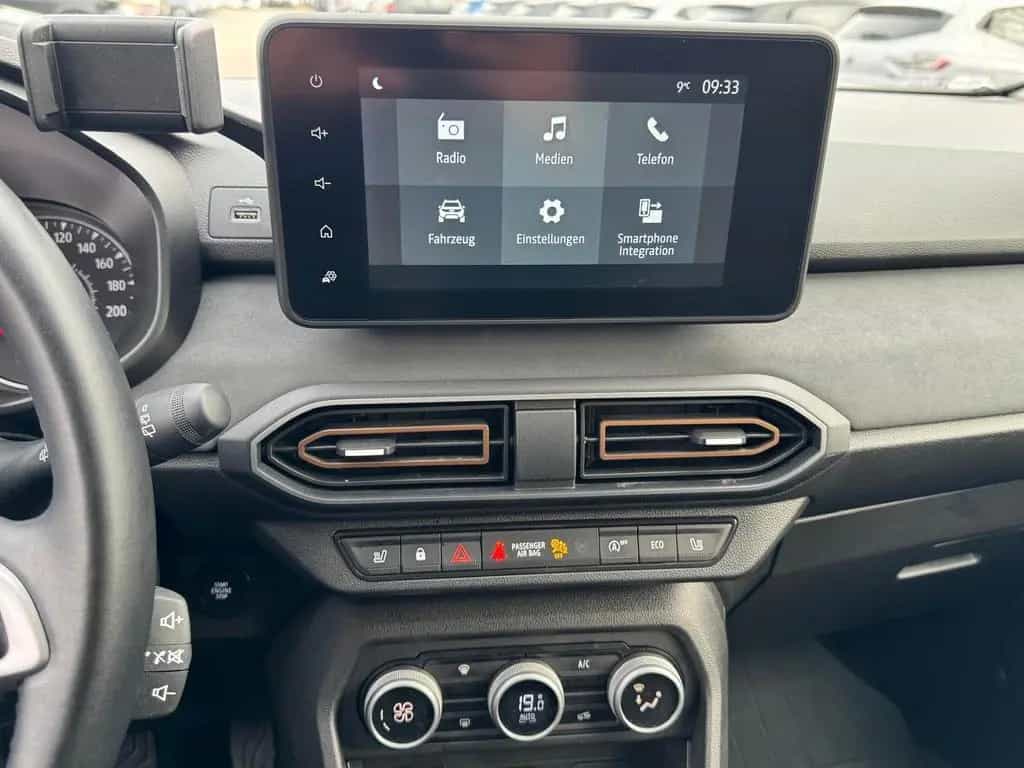 Dacia Jogger Extreme TCe 110 | 7 Sitze | KLIMA 12/2024-photo-25